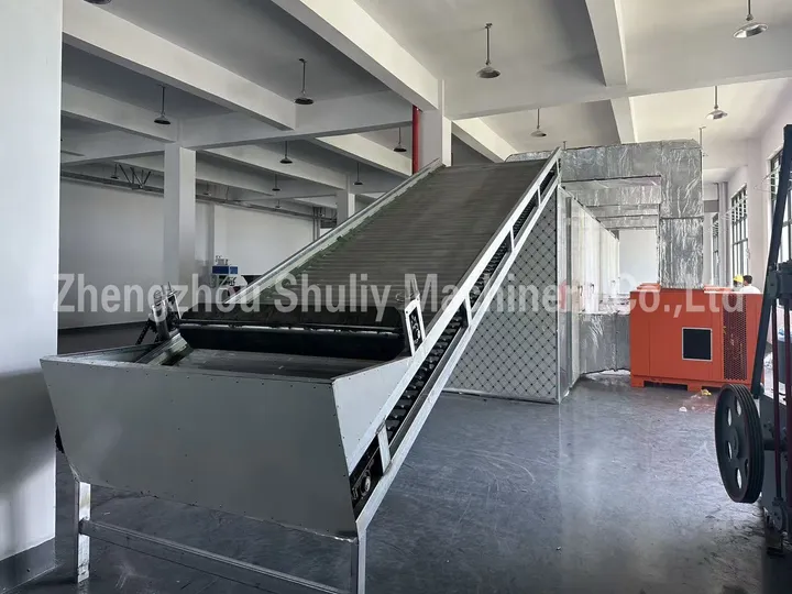 Клиенты Shuliy Конвейерная непрерывная сушилка с сетчатым конвейером